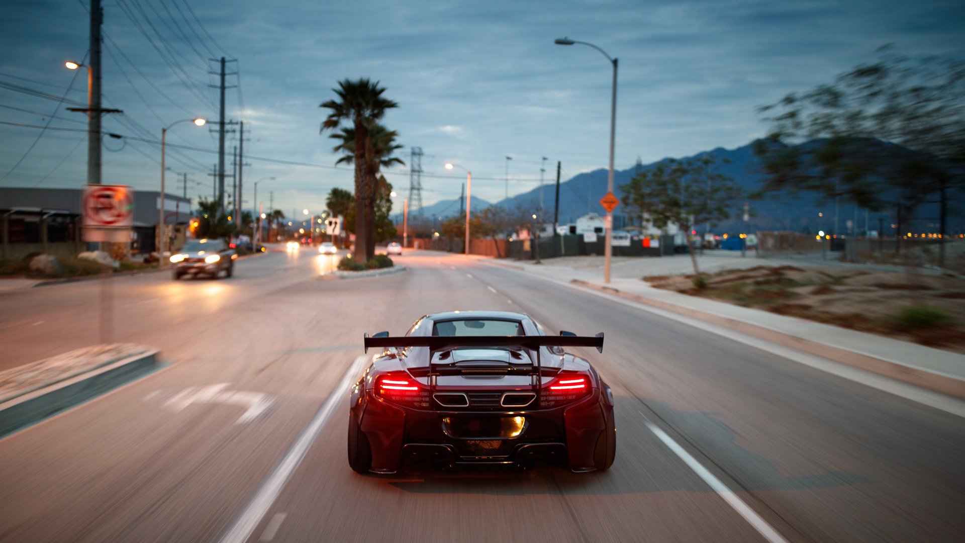 法甲：巴黎圣日耳曼3-0完胜里尔，姆巴佩状态火热，巴黎圣日耳曼续约姆巴佩