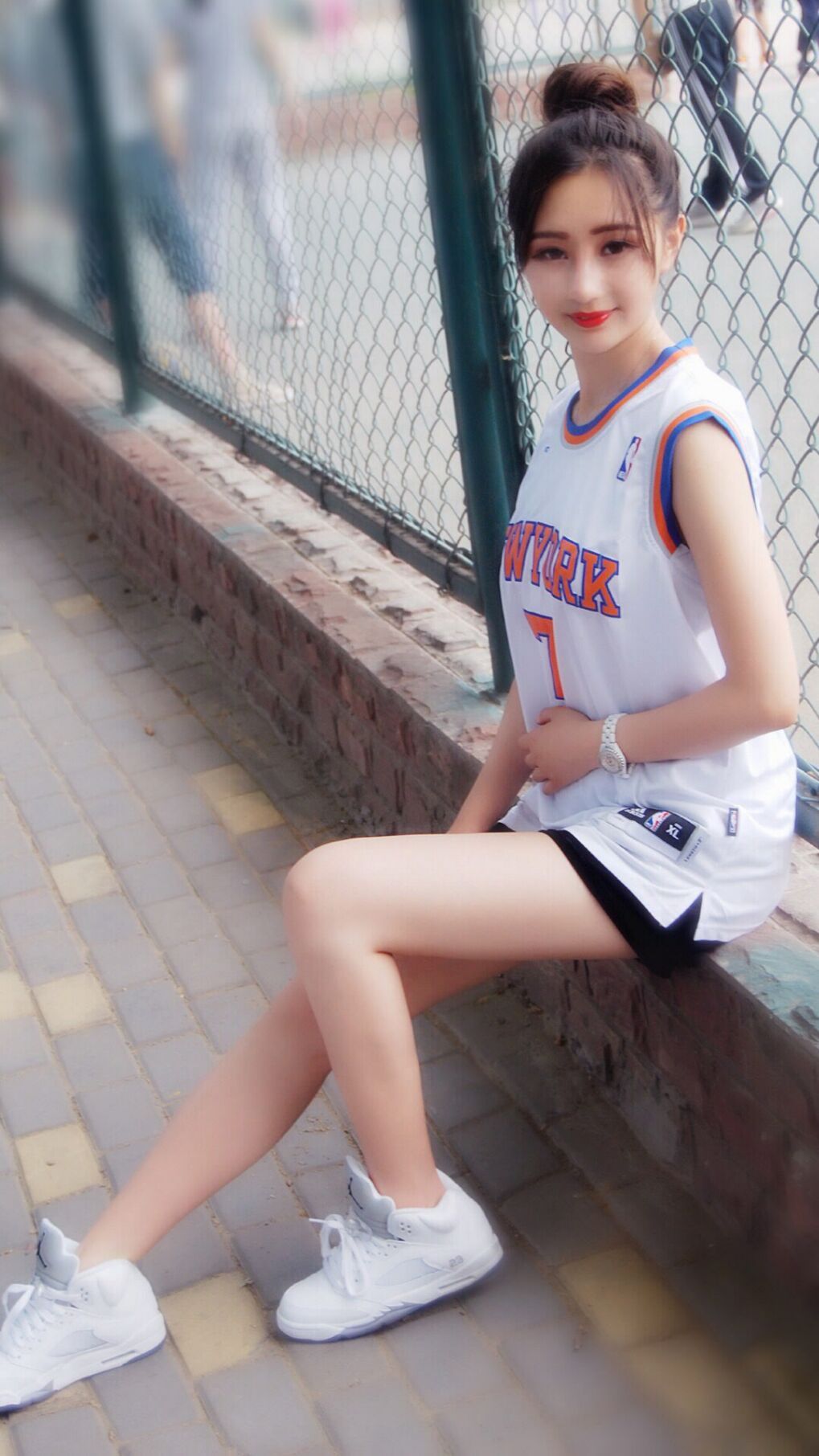 乌拉圭男足在巴黎奥运会上表现出色，赢得铜牌，乌拉圭足球奥运冠军