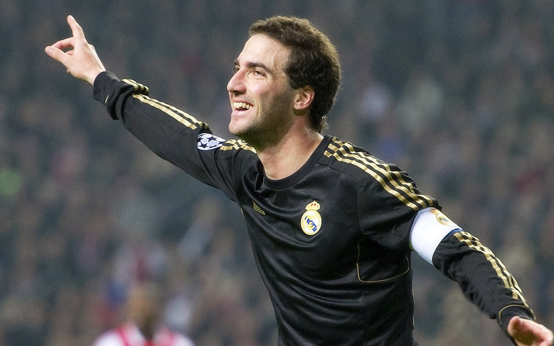 美洲杯明星纷纷亮相:激情澎湃巅峰对决!,美洲杯巨星