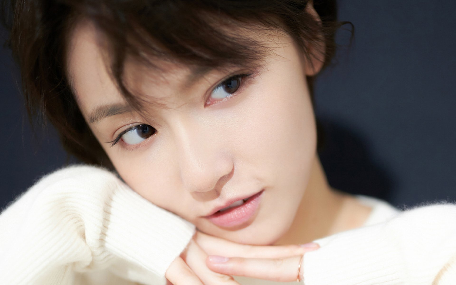 陈艺文跳水姿态被评“教科书级”