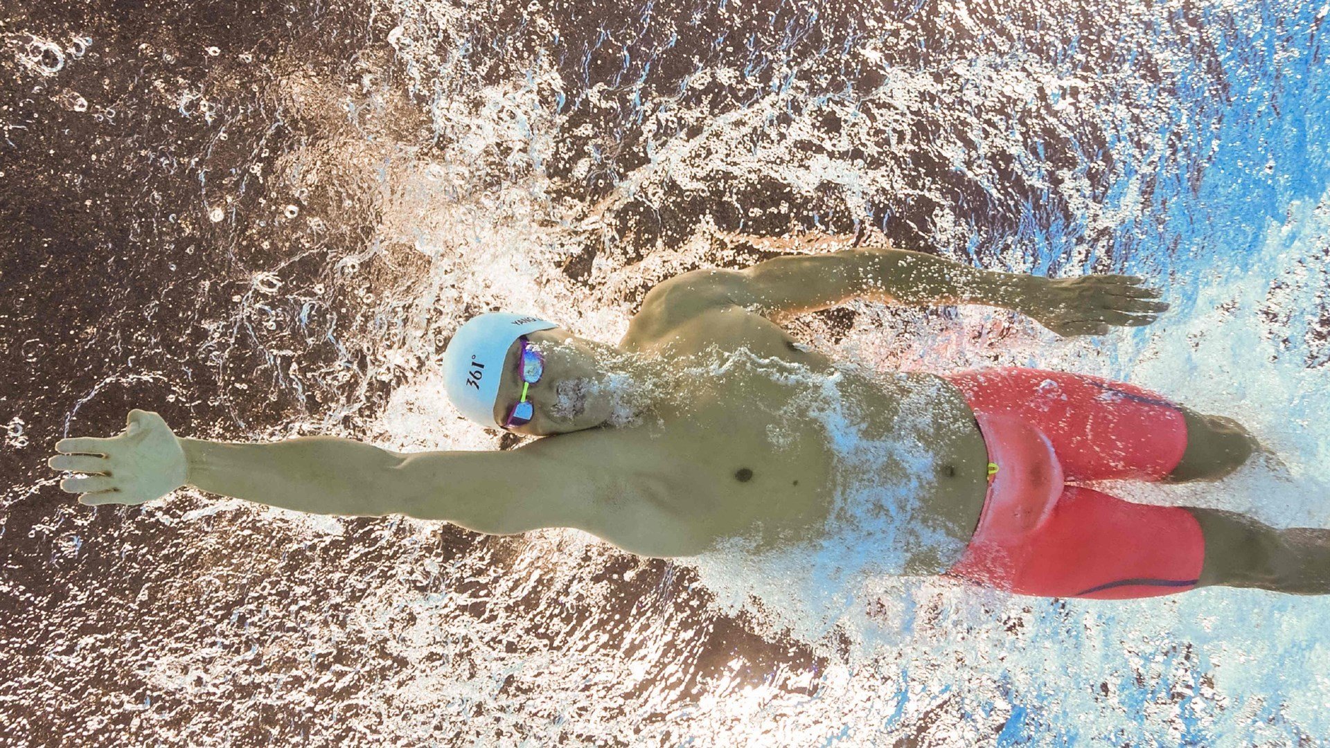 中国运动员在国际篮球赛中屡创佳绩，彰显国家实力，中国国际篮球名人堂